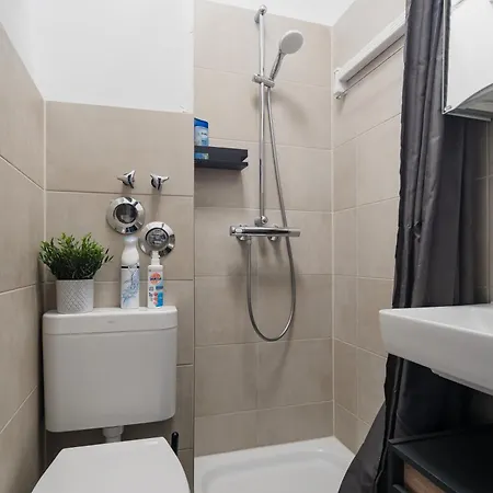 2 Altbauwohnung In Mitte 24-7 Check In Lejlighed