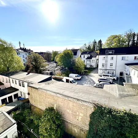 2 Altbauwohnung In Mitte 24-7 Check In Kiel